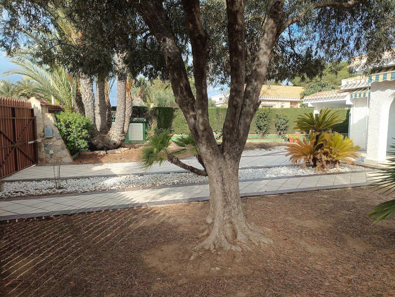 4 Bed, 3 Bath, HouseFor Sale, Orihuela Costa, Alicante