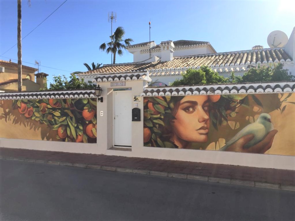 6 Bed, 3 Bath, HouseFor Sale, Torrevieja, Alicante