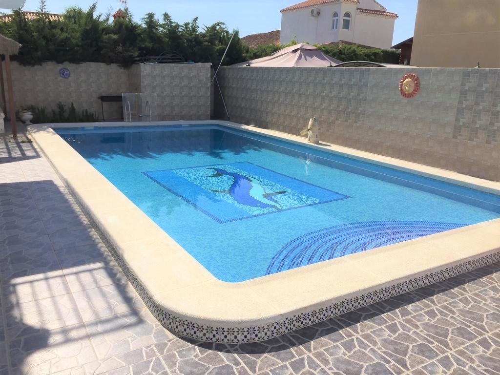 6 Bed, 3 Bath, HouseFor Sale, Torrevieja, Alicante