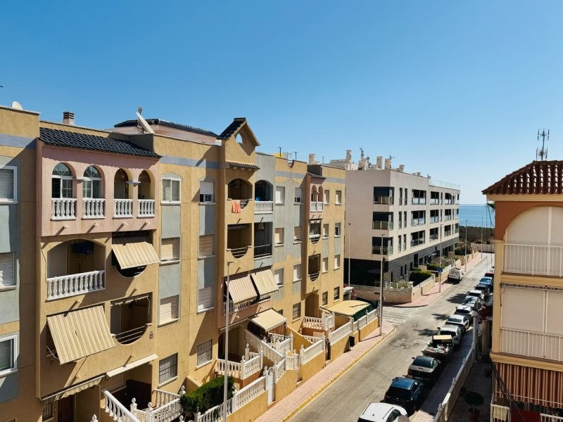2 Bed, 1 Bath, ApartmentFor Sale, La Mata, Alicante