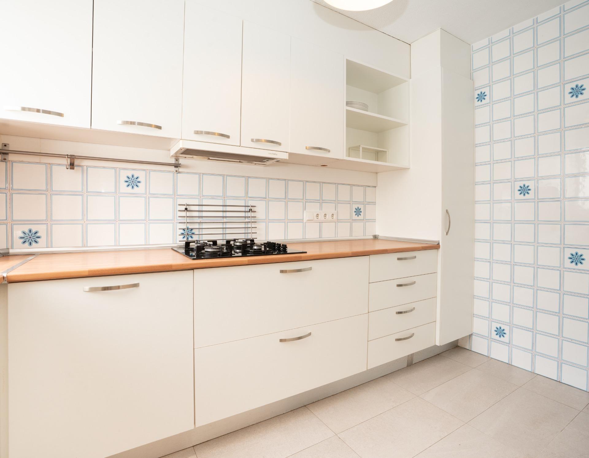 3 Bed, 1 Bath, ApartmentFor Sale, Torrevieja, Alicante