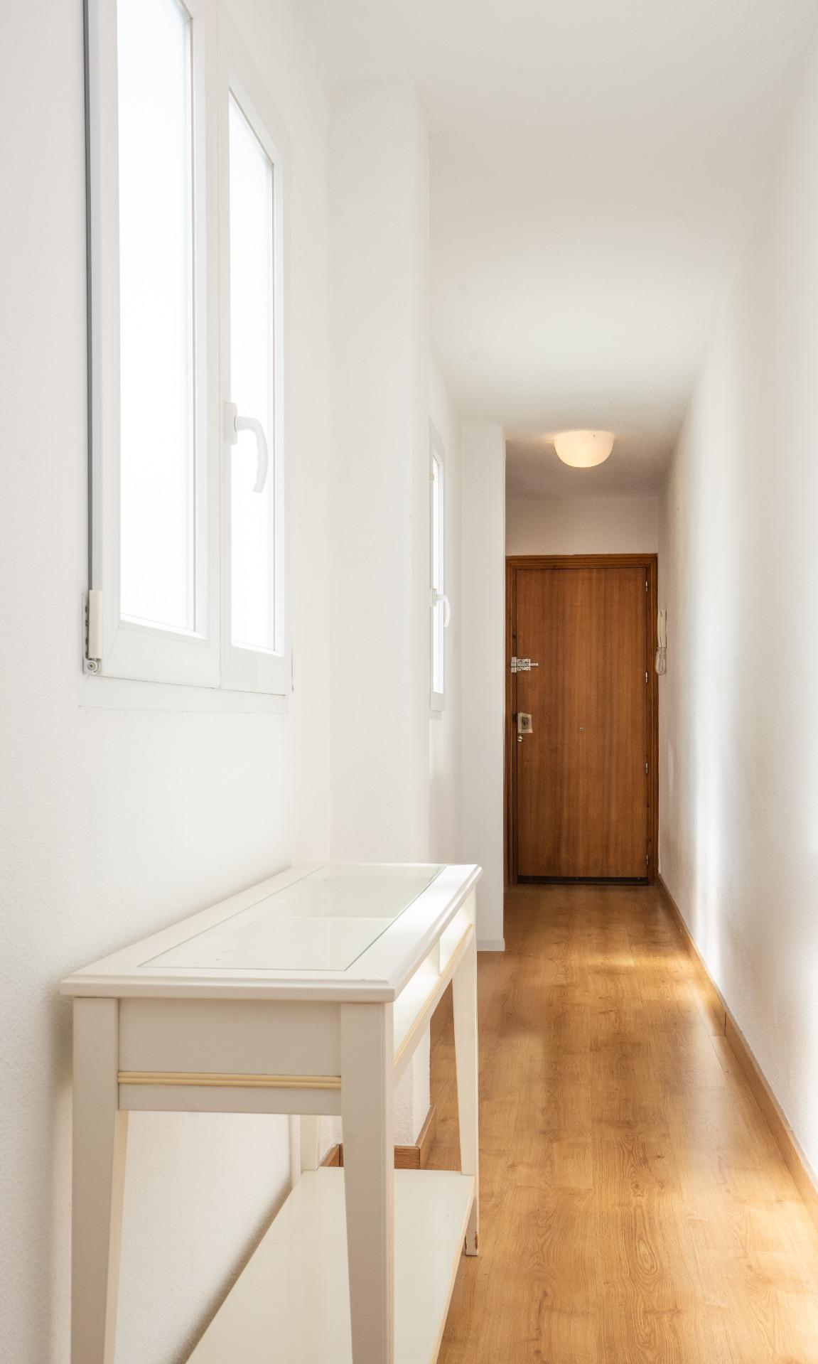 3 Bed, 1 Bath, ApartmentFor Sale, Torrevieja, Alicante