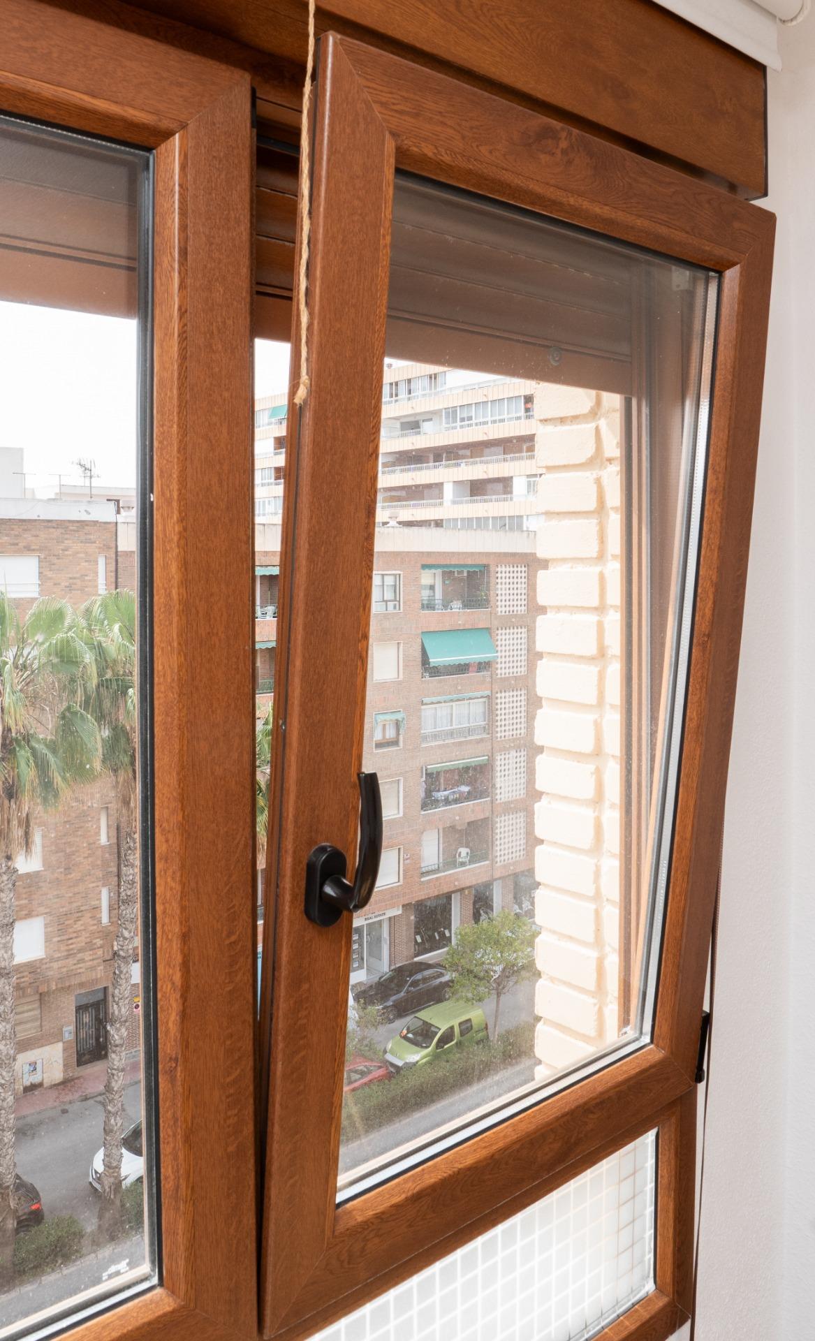 3 Bed, 1 Bath, ApartmentFor Sale, Torrevieja, Alicante