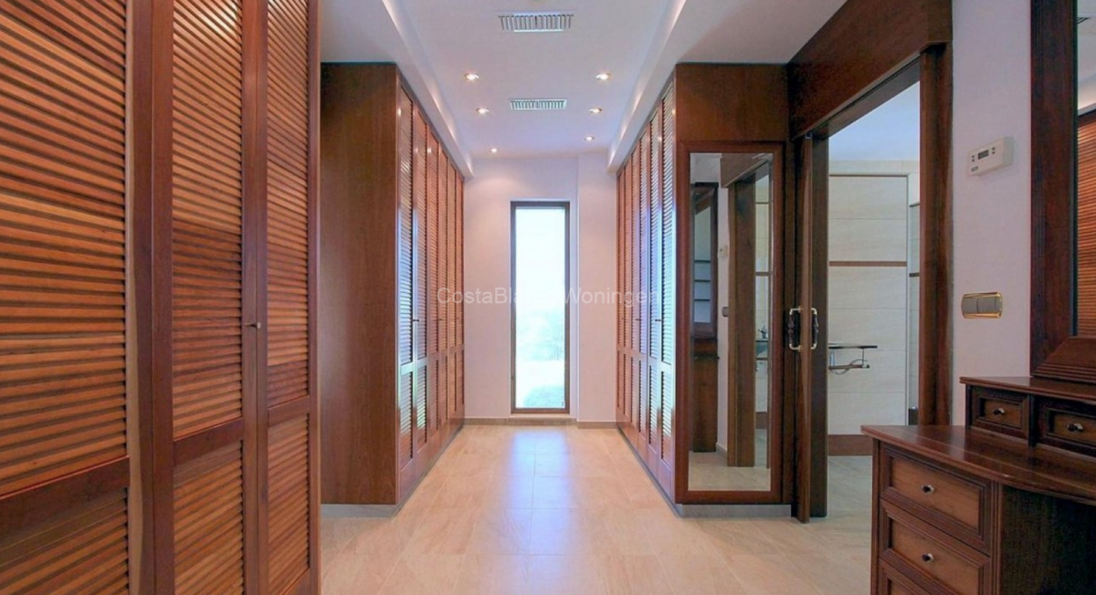 6 Bed, 8 Bath, HouseFor Sale, Penaguila, Alicante