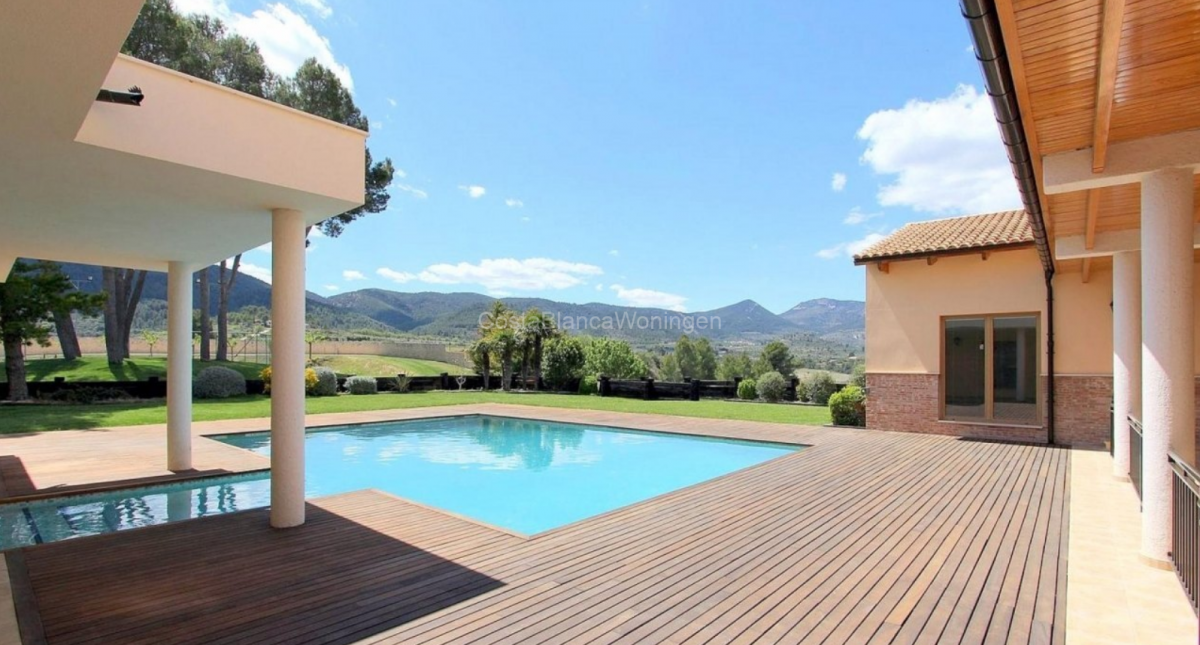 6 Bed, 8 Bath, HouseFor Sale, Penaguila, Alicante