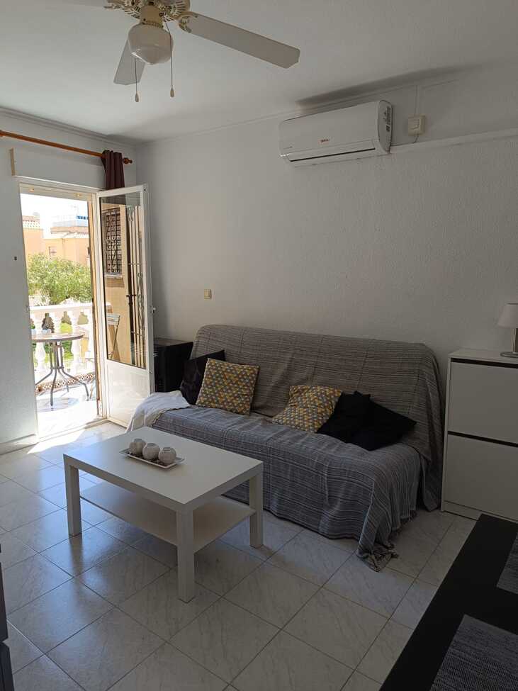 2 Bed, 1 Bath, ApartmentFor Sale, Torrevieja, Alicante