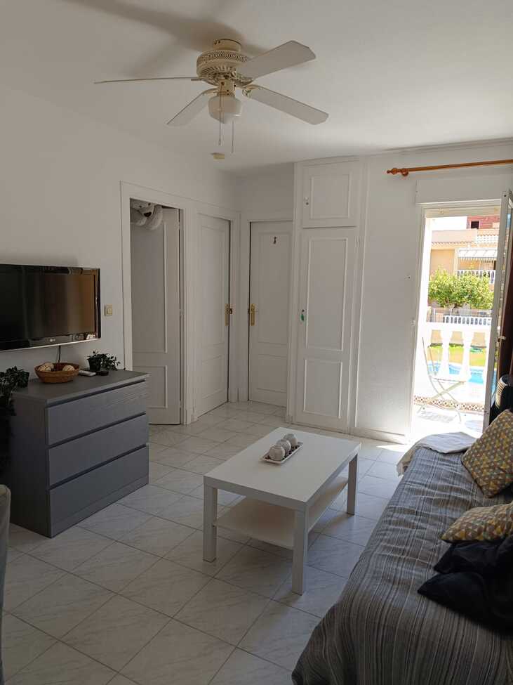 2 Bed, 1 Bath, ApartmentFor Sale, Torrevieja, Alicante