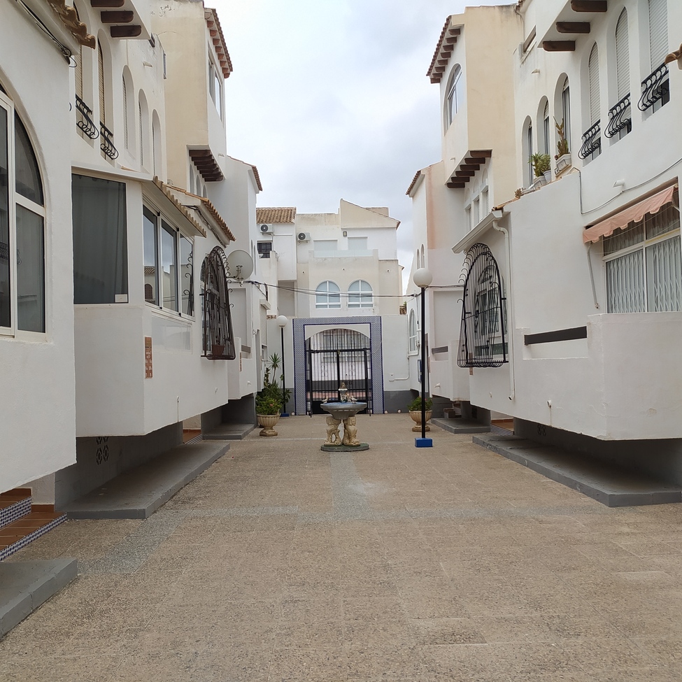 1 Bed, 1 Bath, ApartmentFor Sale, Torrevieja, Alicante