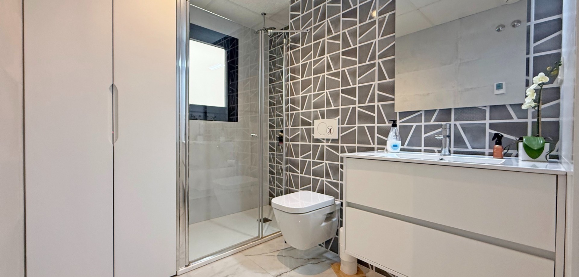 2 Bed, 2 Bath, ApartmentFor Sale, Orihuela Costa, Alicante