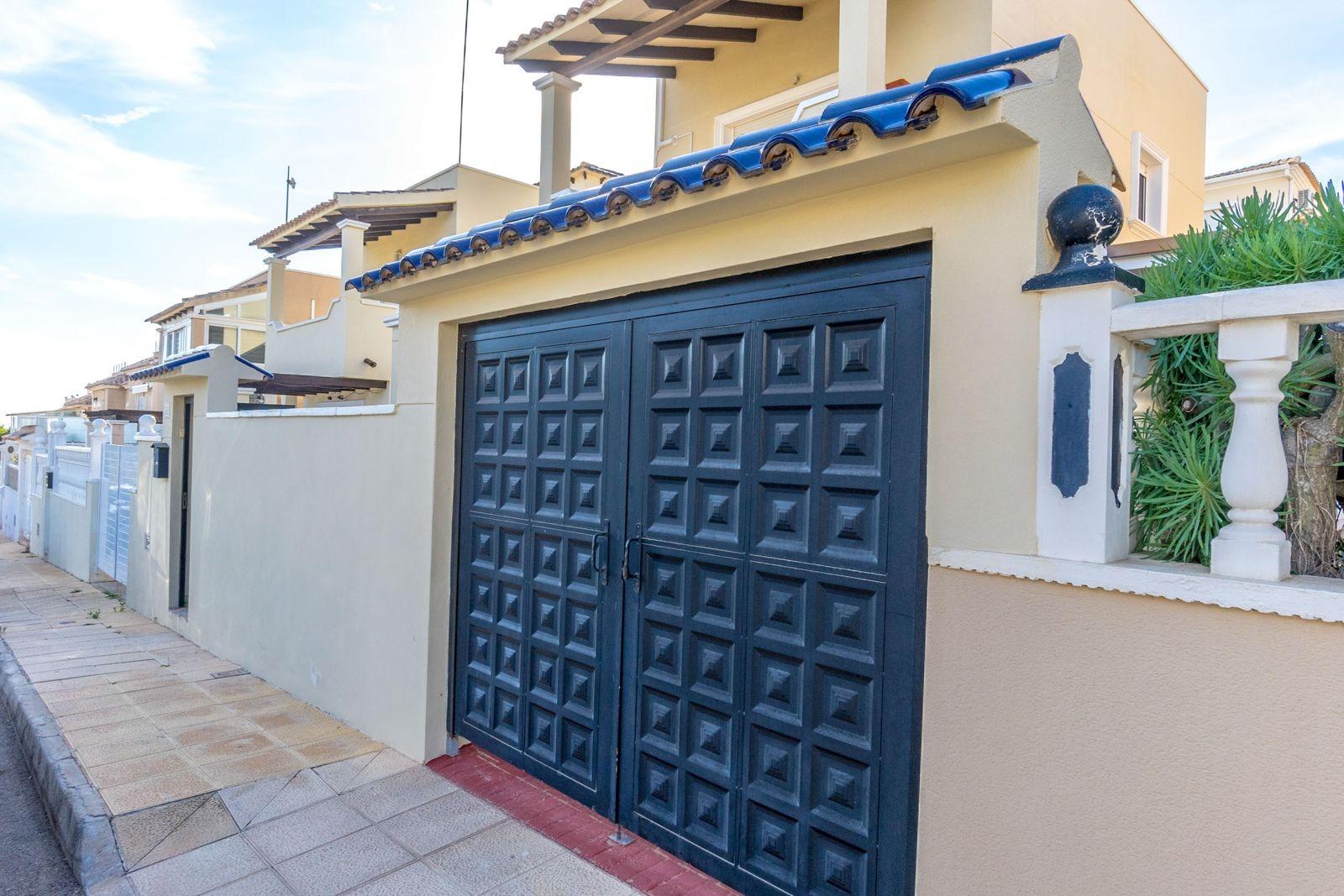 3 Bed, 2 Bath, HouseFor Sale, San Miguel de Salinas, Alicante