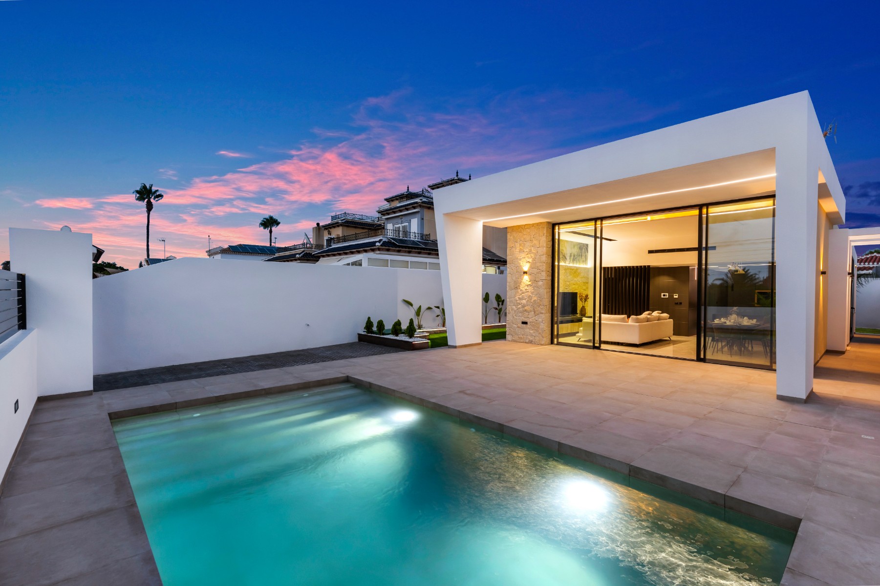 3 Bed, 2 Bath, HouseFor Sale, El Chaparral, Alicante