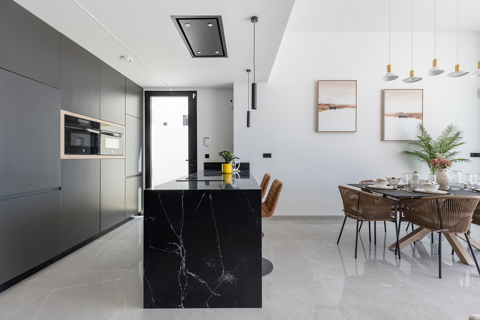 3 Bed, 2 Bath, HouseFor Sale, El Chaparral, Alicante