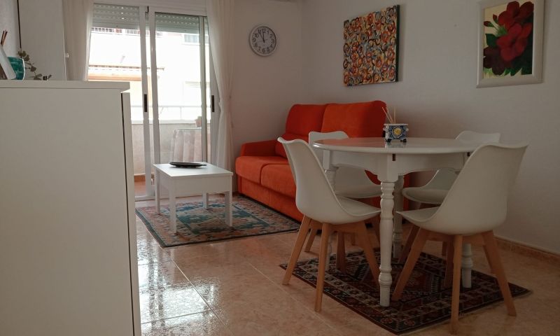 2 Bed, 1 Bath, ApartmentFor Sale, Torrevieja, Alicante