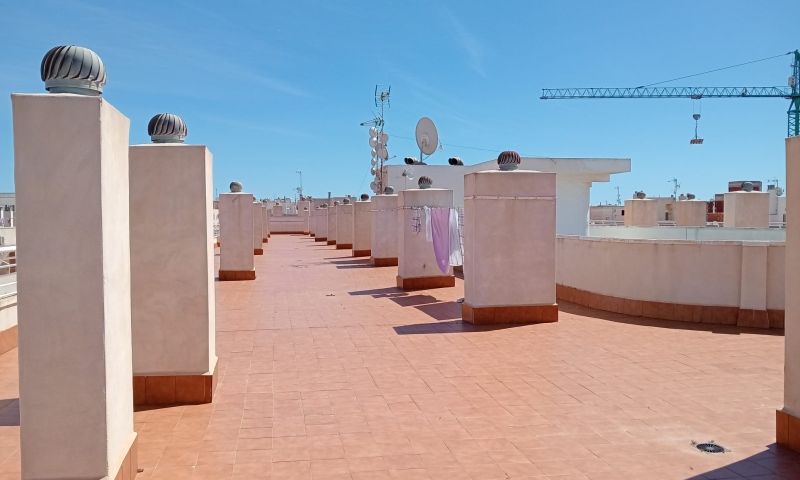 2 Bed, 1 Bath, ApartmentFor Sale, Torrevieja, Alicante