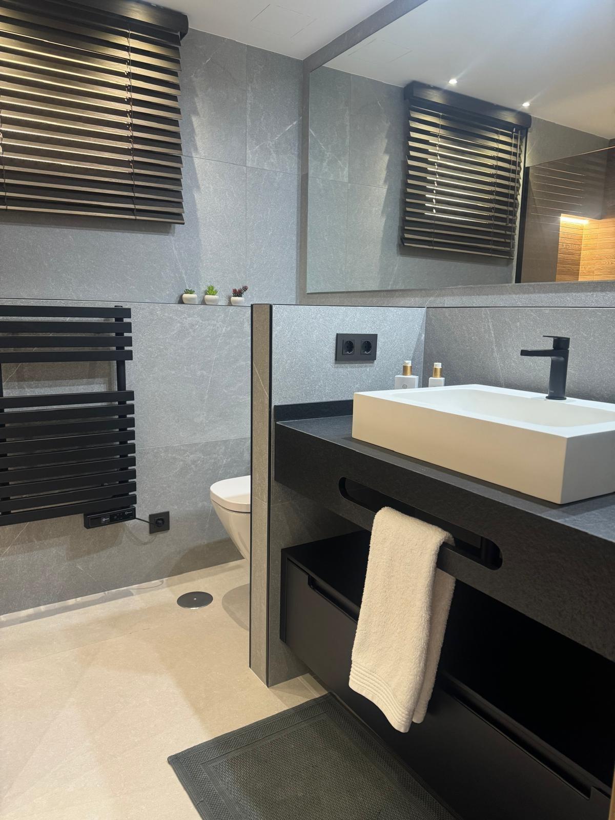 2 Bed, 2 Bath, ApartmentFor Sale, Torrevieja, Alicante