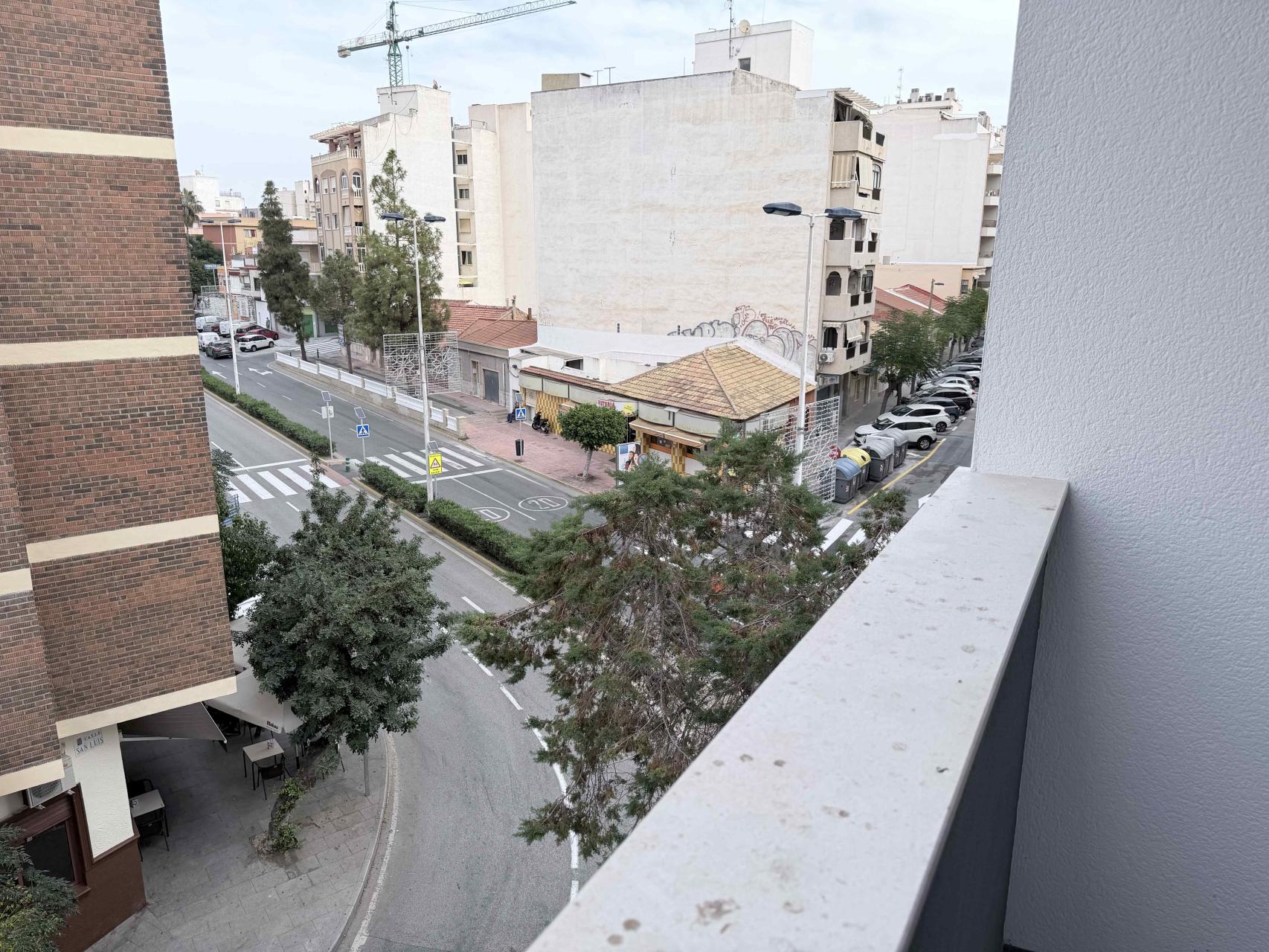 2 Bed, 1 Bath, ApartmentFor Sale, Torrevieja, Alicante