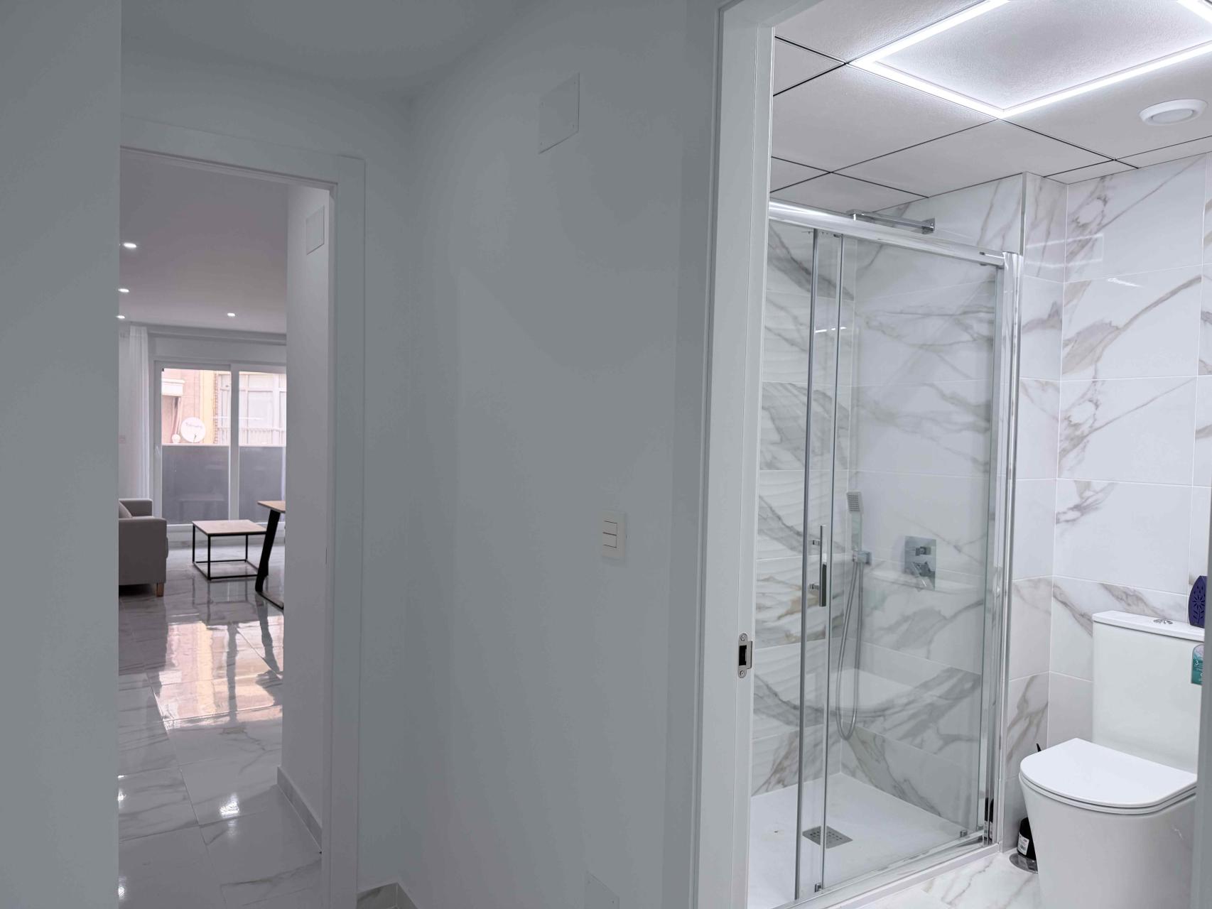 2 Bed, 1 Bath, ApartmentFor Sale, Torrevieja, Alicante