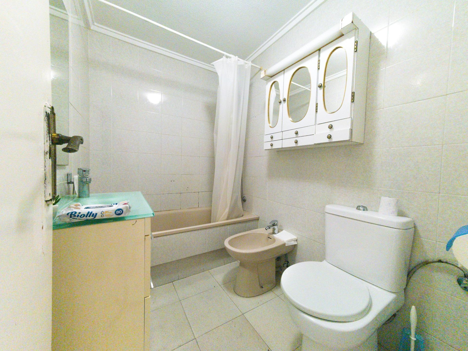 1 Bed, 1 Bath, ApartmentFor Sale, Torrevieja, Alicante