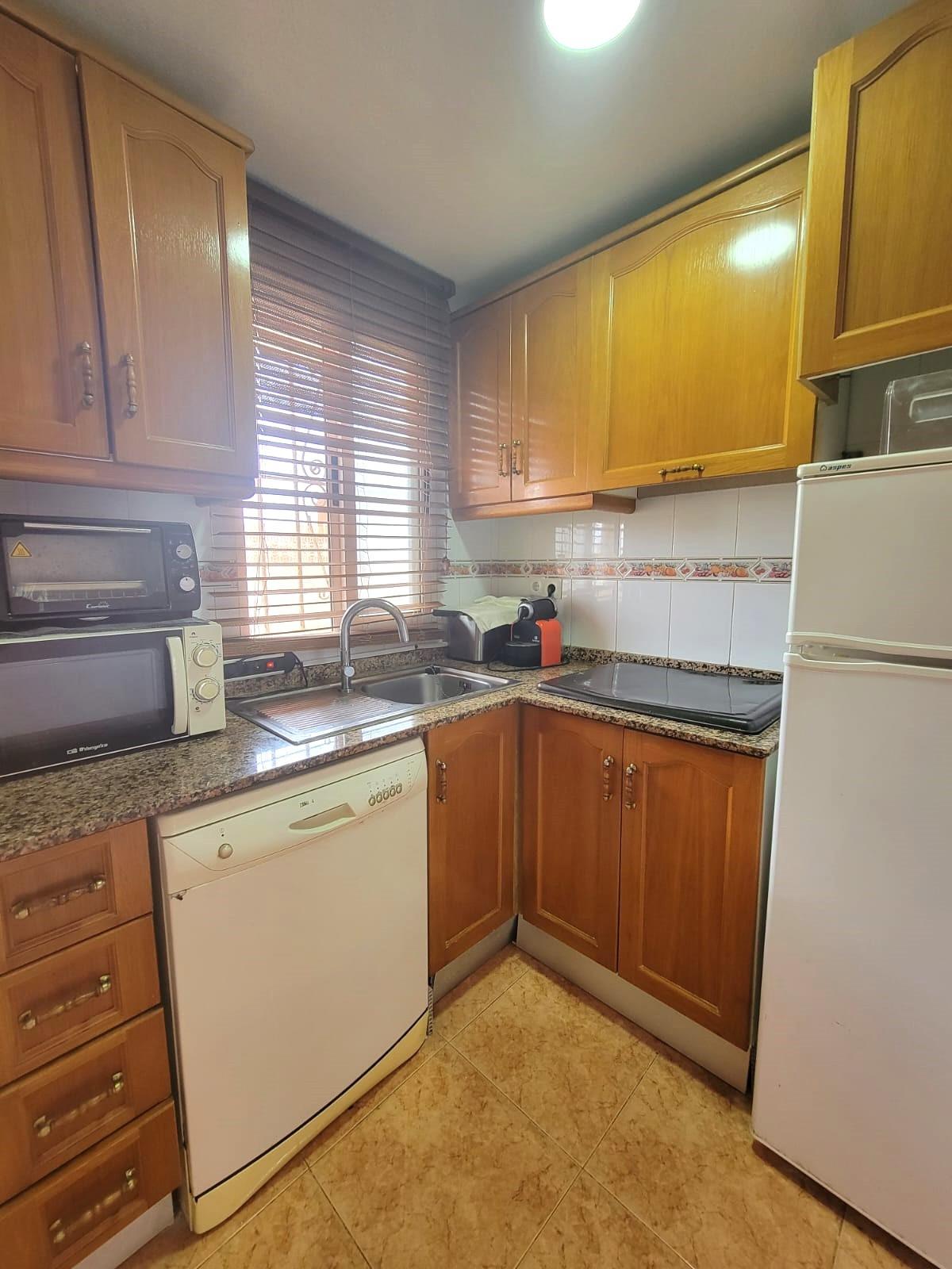 2 Bed, 1 Bath, ApartmentFor Sale, Torrevieja, Alicante