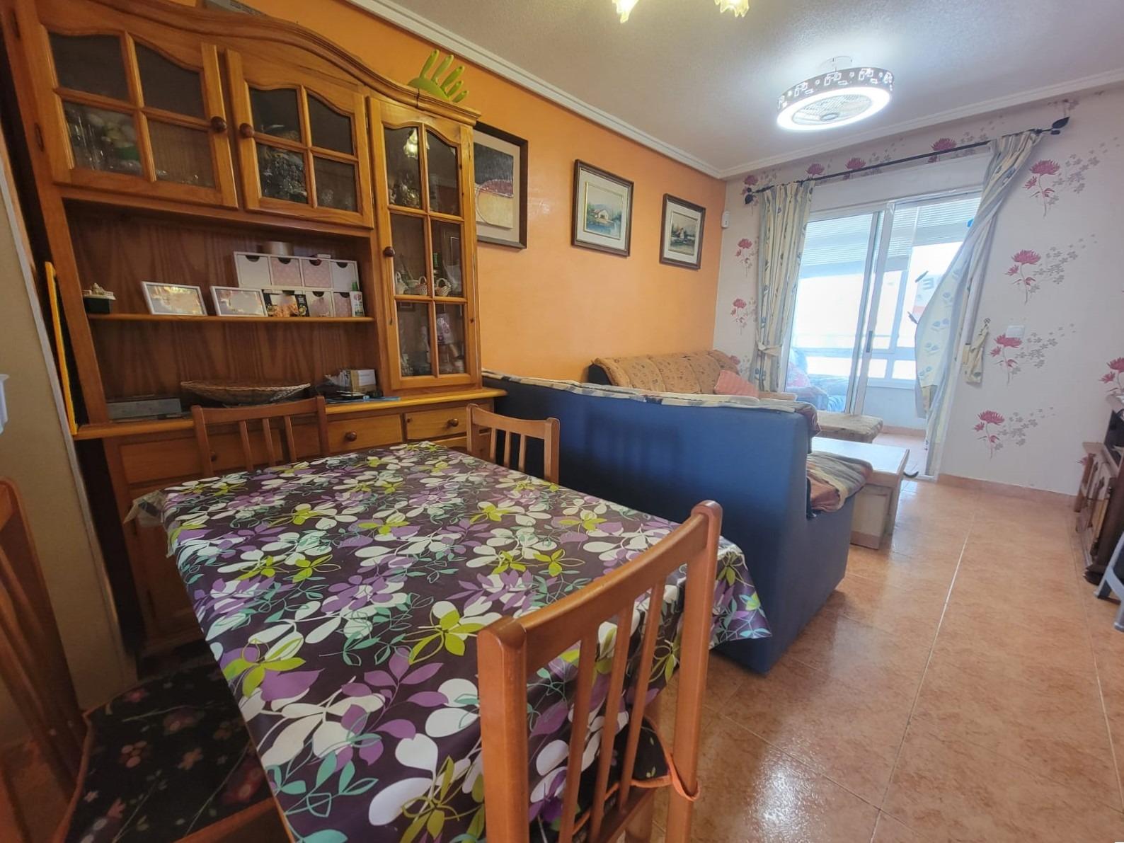 2 Bed, 1 Bath, ApartmentFor Sale, Torrevieja, Alicante
