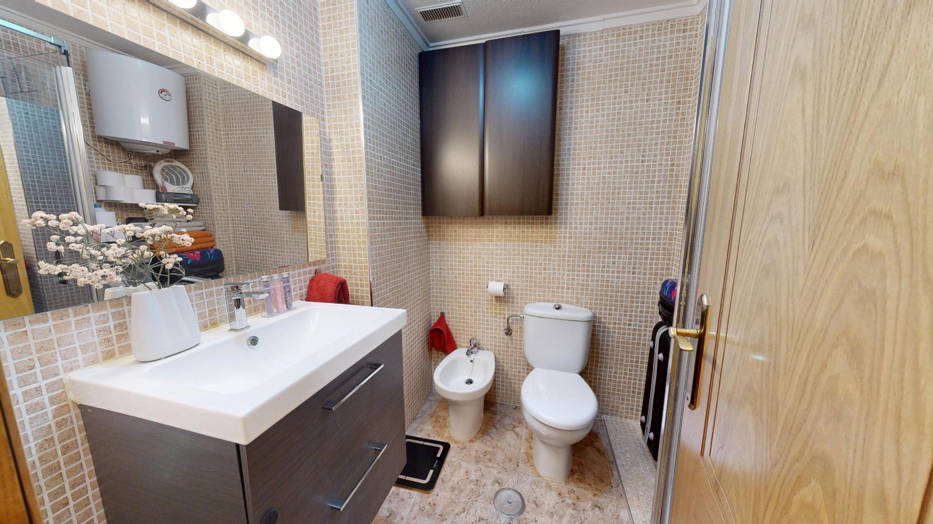 1 Bed, 1 Bath, ApartmentFor Sale, Torrevieja, Alicante