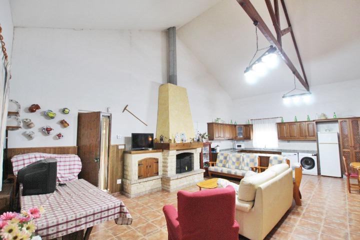 5 Bed, 2 Bath, HouseFor Sale, Almoradi, Alicante