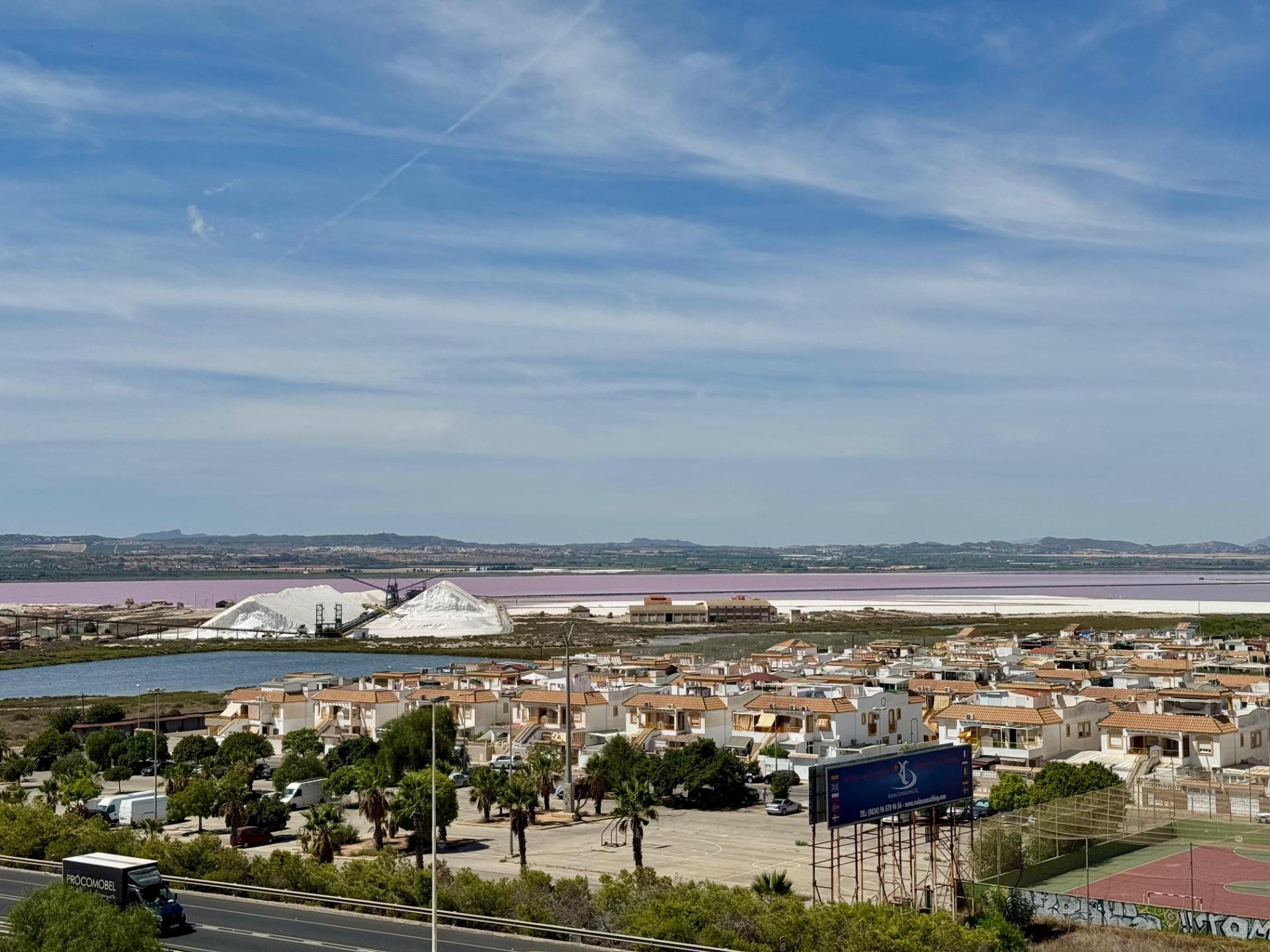 2 Bed, 1 Bath, ApartmentFor Sale, Torrevieja, Alicante