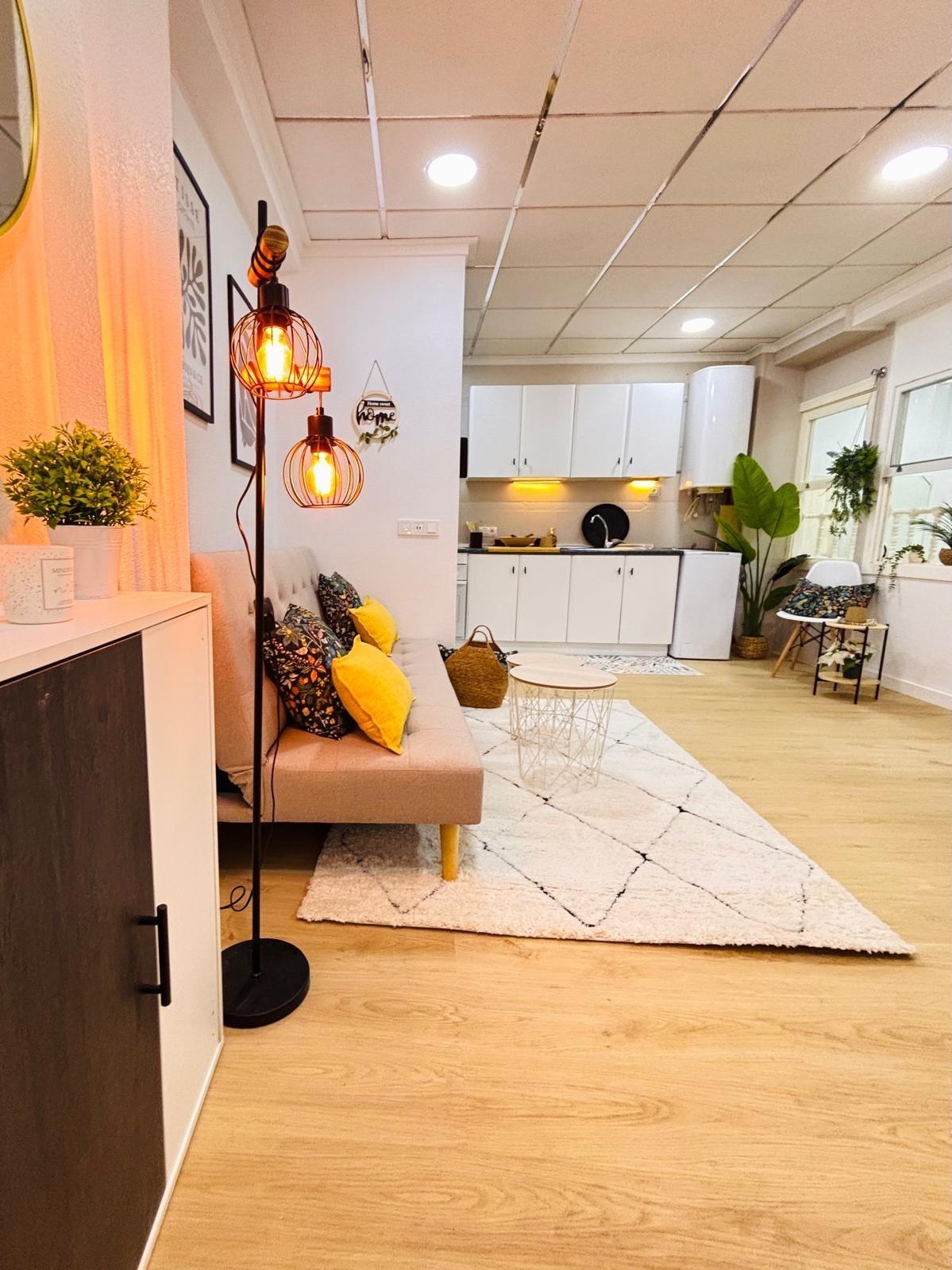 2 Bed, 1 Bath, ApartmentFor Sale, Torrevieja, Alicante