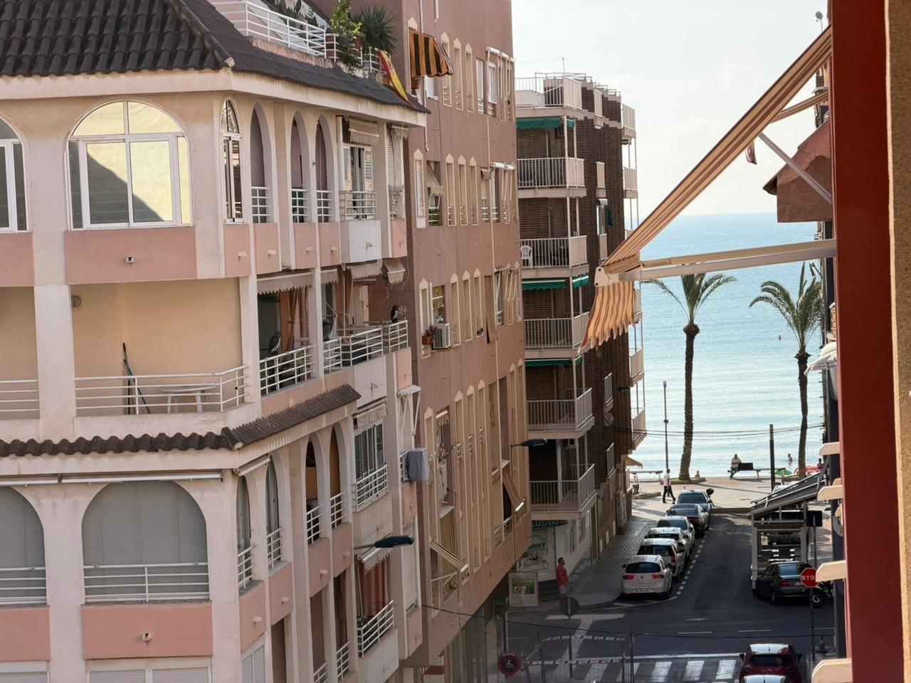 2 Bed, 1 Bath, ApartmentFor Sale, Torrevieja, Alicante