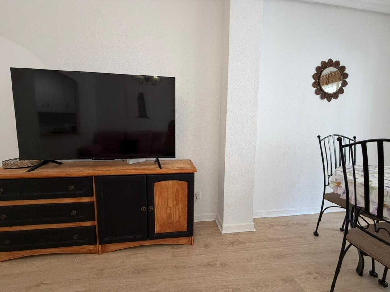 2 Bed, 1 Bath, ApartmentFor Sale, Torrevieja, Alicante