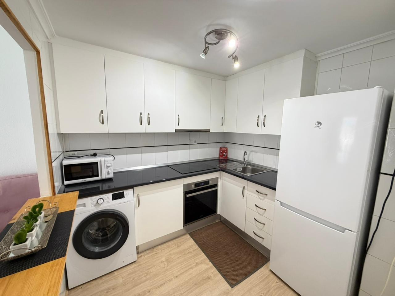 2 Bed, 1 Bath, ApartmentFor Sale, Torrevieja, Alicante