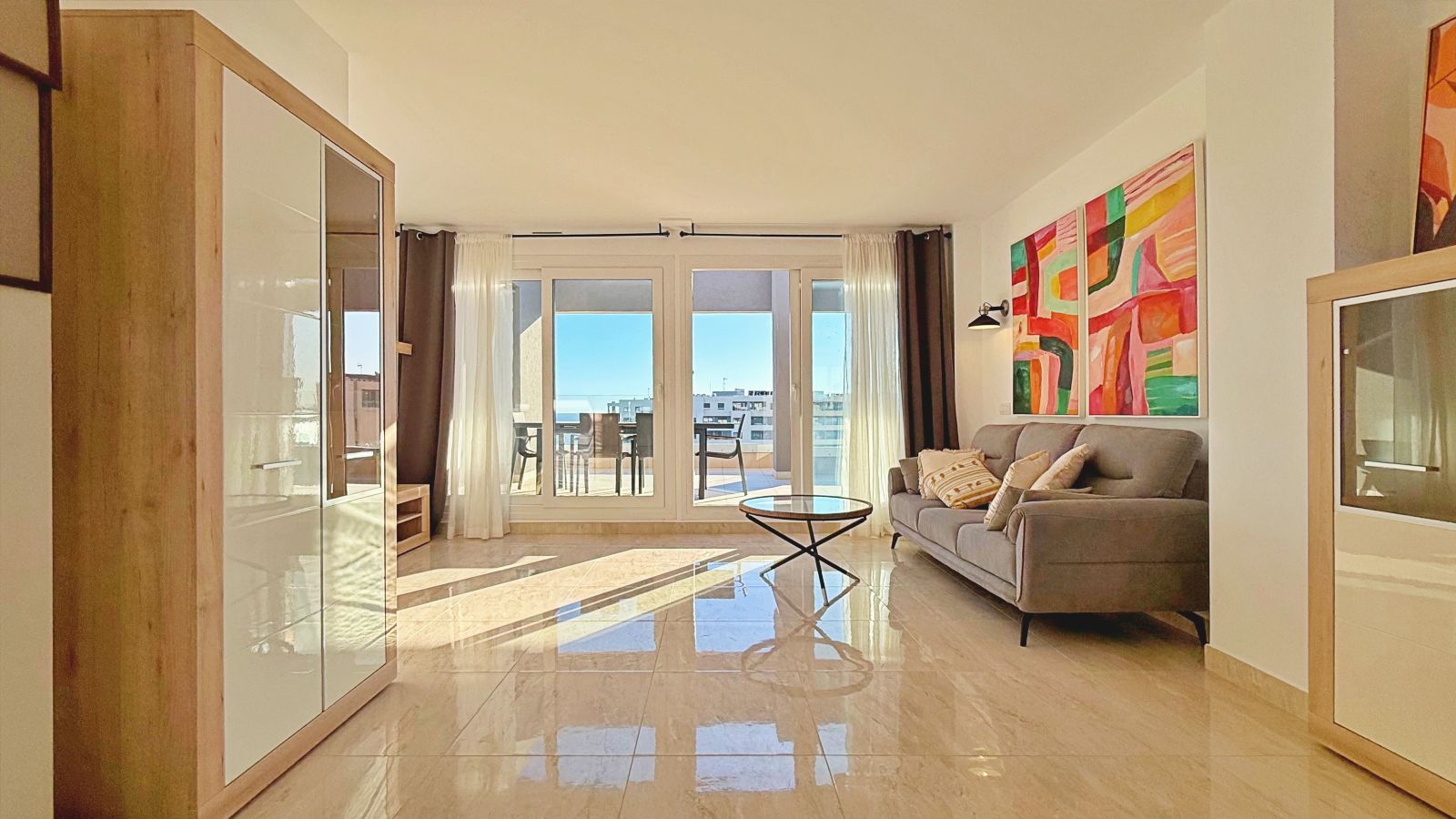 3 Bed, 2 Bath, ApartmentFor Sale, Torrevieja, Alicante