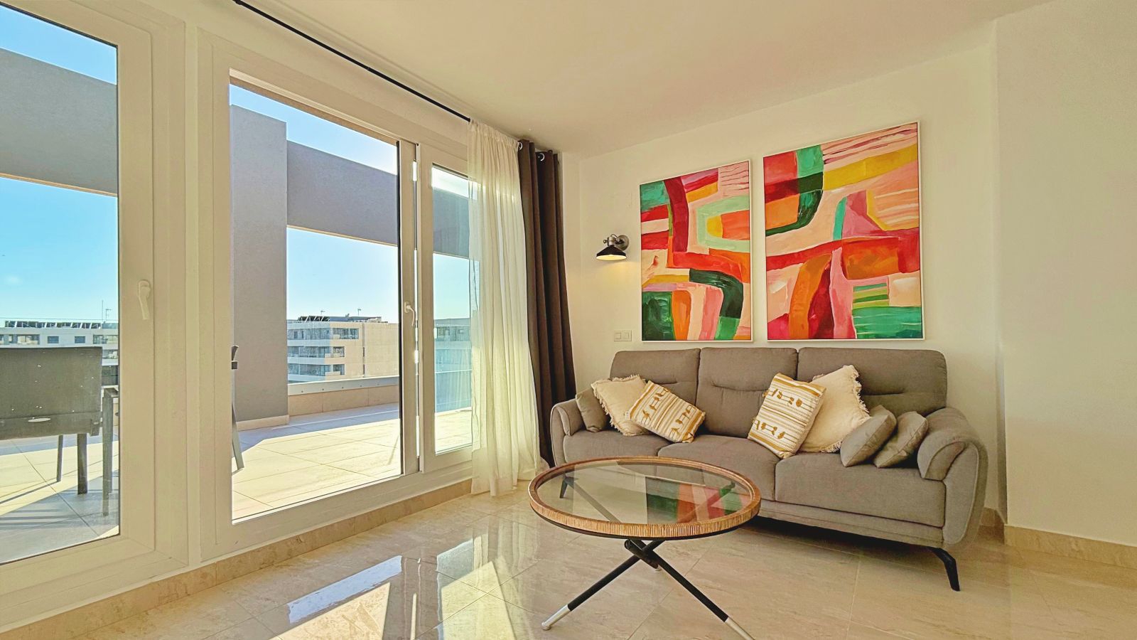 3 Bed, 2 Bath, ApartmentFor Sale, Torrevieja, Alicante