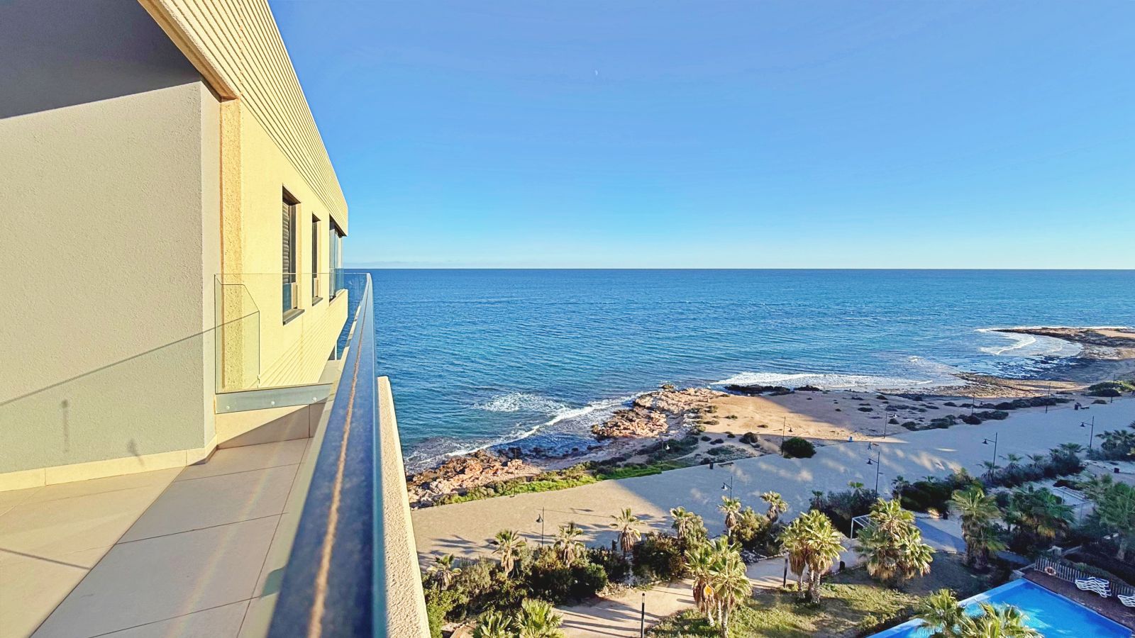 3 Bed, 2 Bath, ApartmentFor Sale, Torrevieja, Alicante