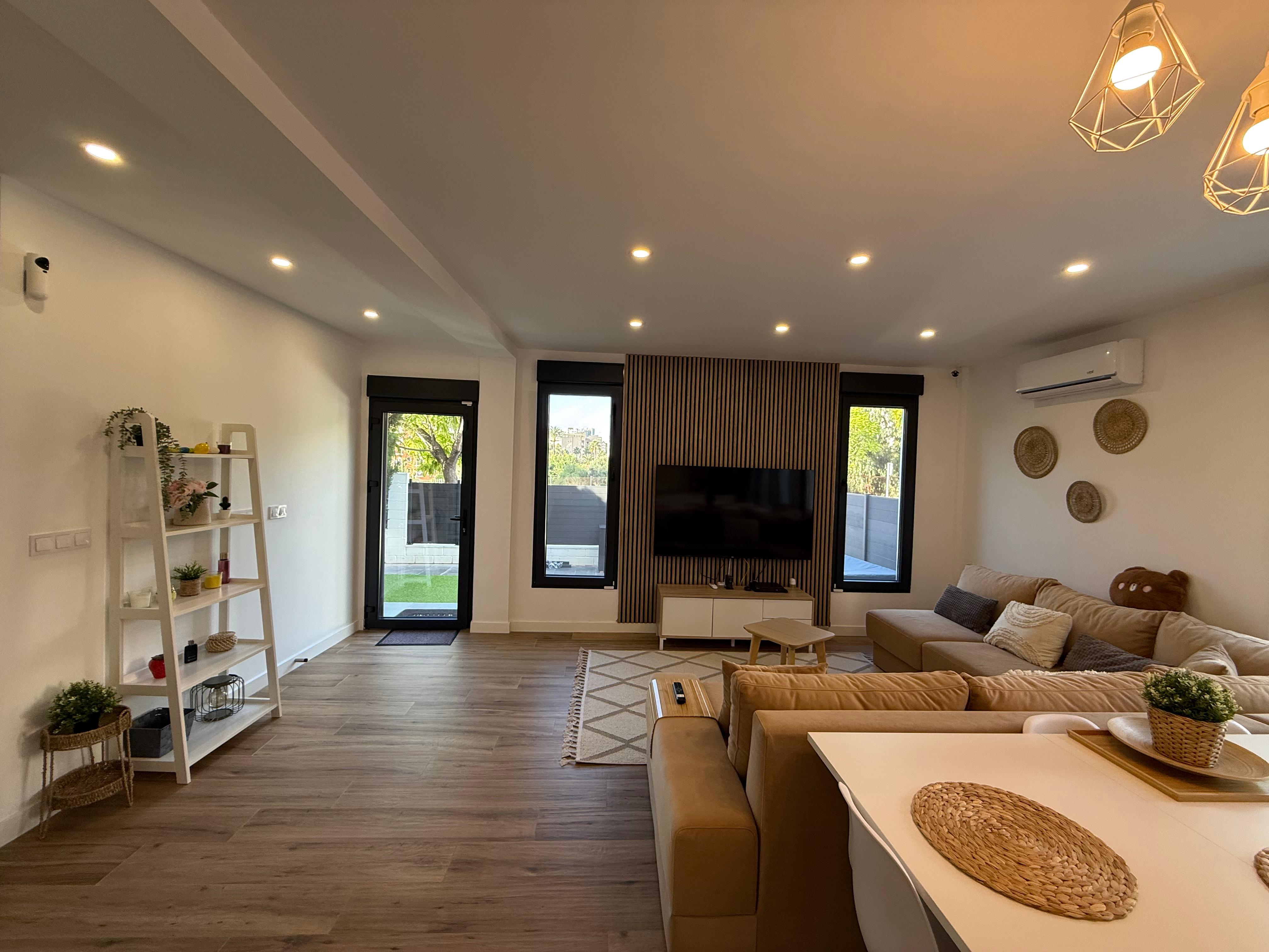 3 Bed, 2 Bath, HouseFor Sale, Benidorm, Alicante