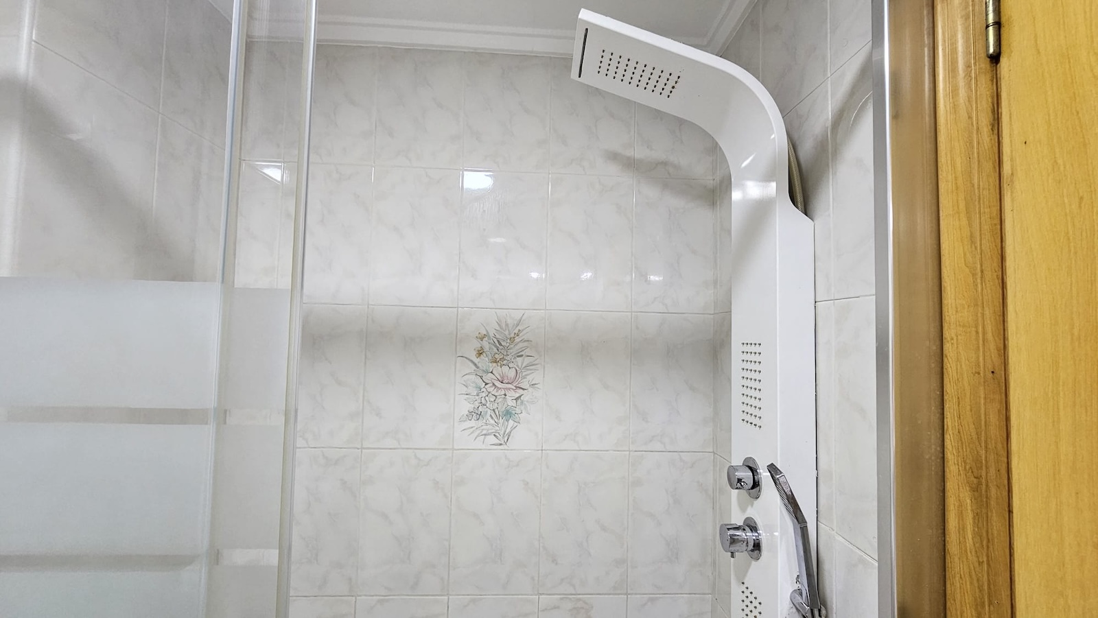 2 Bed, 1 Bath, ApartmentFor Sale, Torrevieja, Alicante