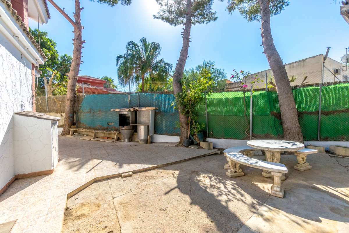 5 Bed, 3 Bath, HouseFor Sale, Orihuela, Alicante