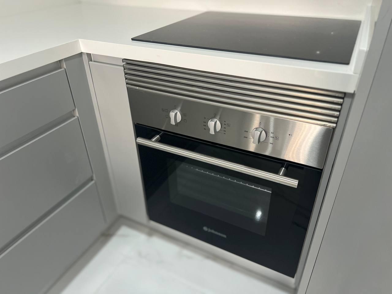 2 Bed, 1 Bath, ApartmentFor Sale, Torrevieja, Alicante