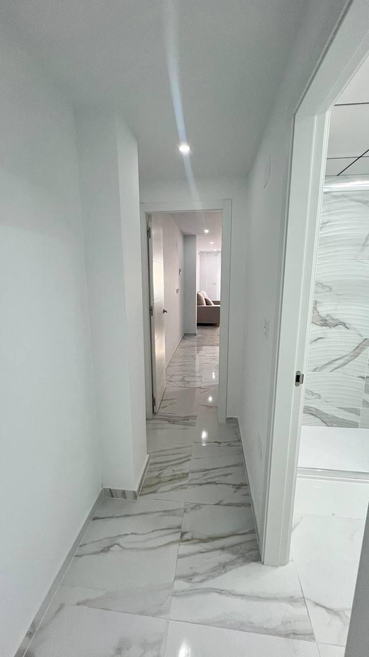 2 Bed, 1 Bath, ApartmentFor Sale, Torrevieja, Alicante