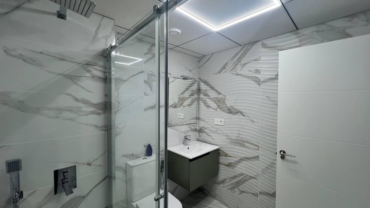 2 Bed, 1 Bath, ApartmentFor Sale, Torrevieja, Alicante