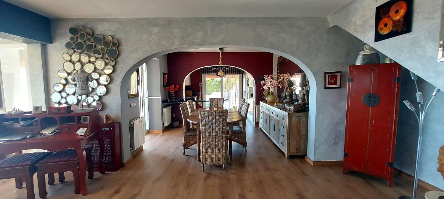 3 Bed, 2 Bath, HouseFor Sale, Calpe, Alicante