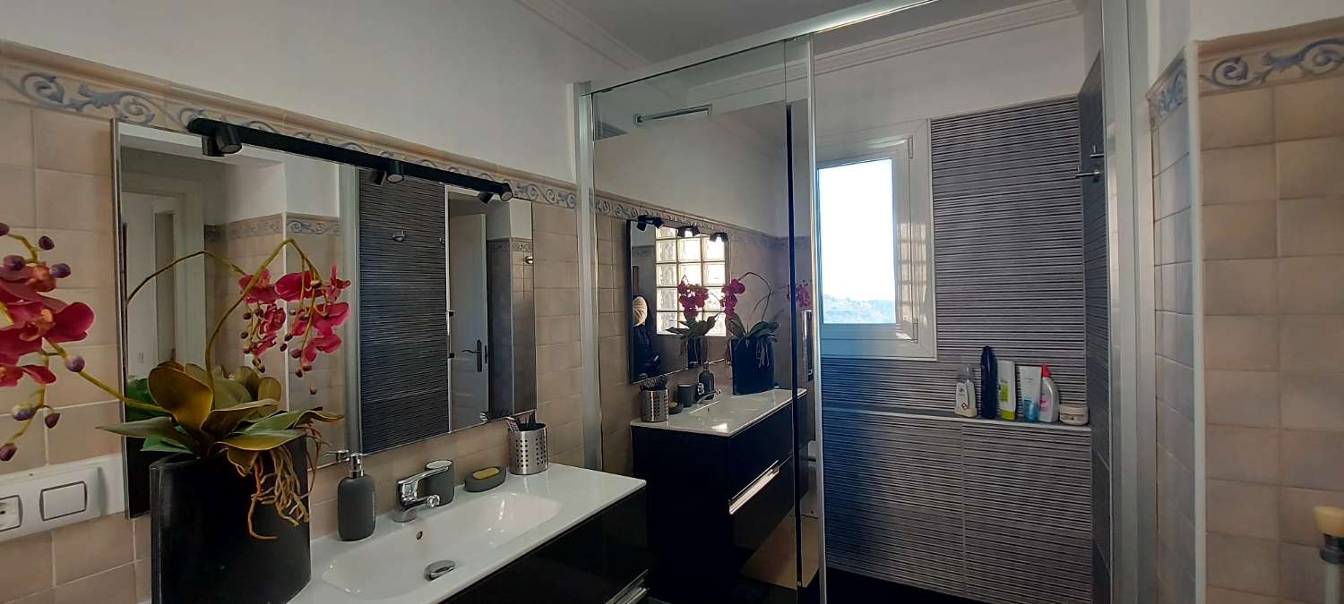 3 Bed, 2 Bath, HouseFor Sale, Calpe, Alicante