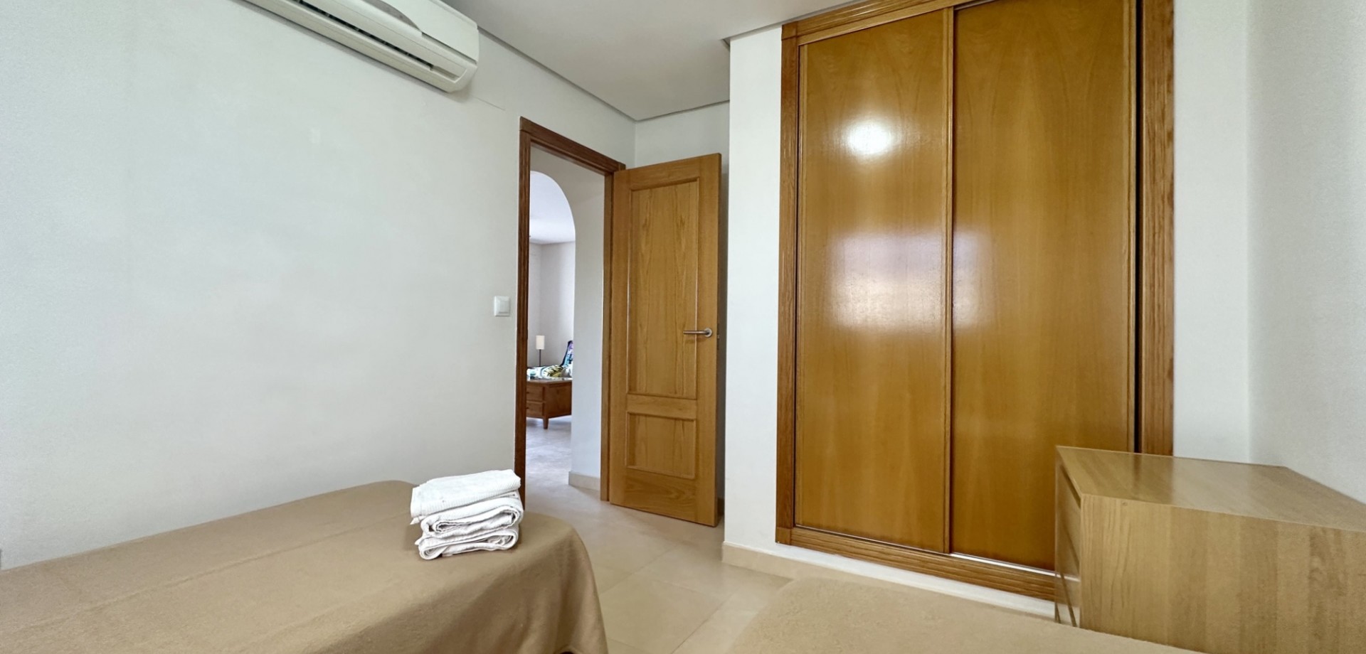 2 Bed, 1 Bath, ApartmentFor Sale, Mil Palmeras, Alicante