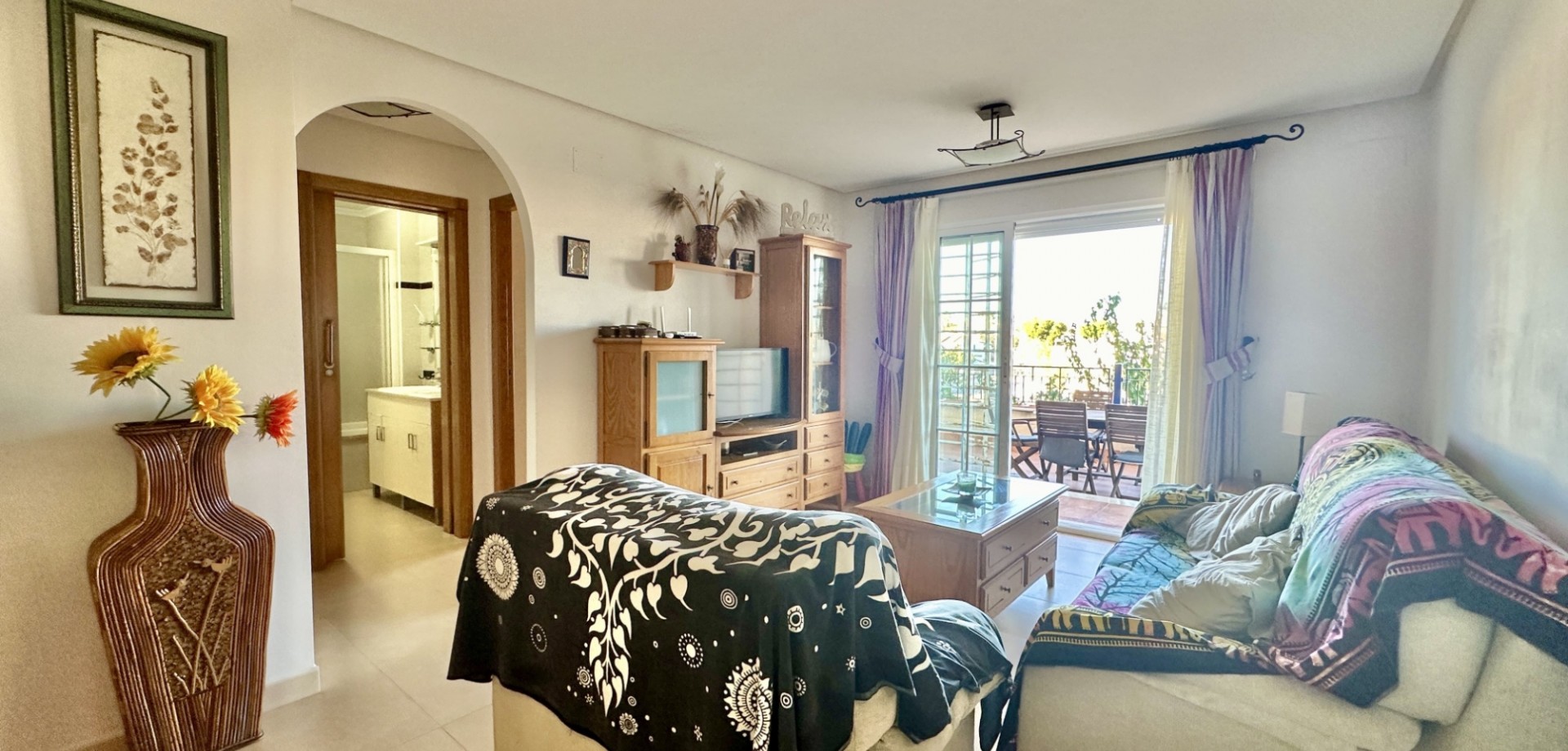 2 Bed, 1 Bath, ApartmentFor Sale, Mil Palmeras, Alicante