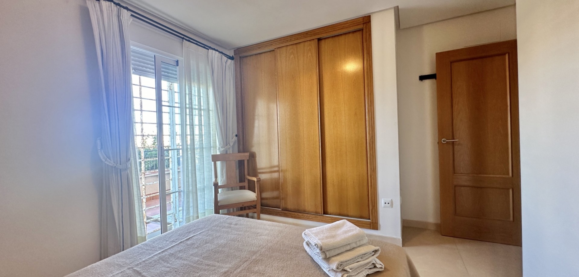 2 Bed, 1 Bath, ApartmentFor Sale, Mil Palmeras, Alicante