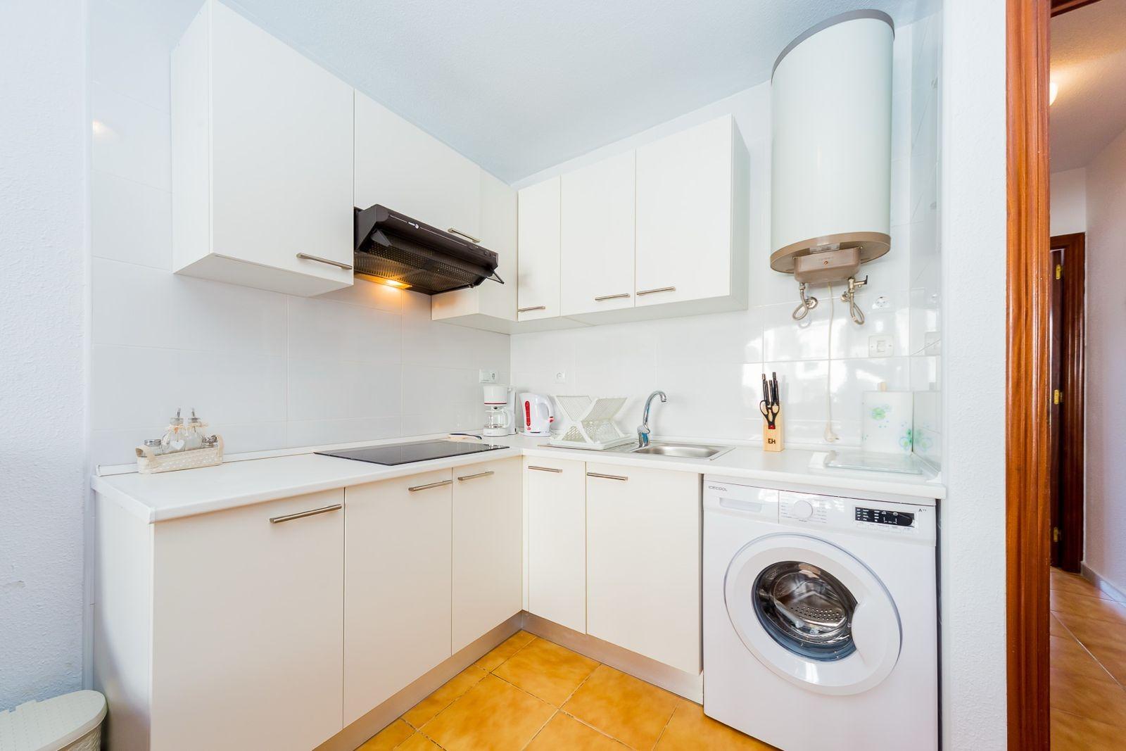 1 Bed, 1 Bath, ApartmentFor Sale, Torrevieja, Alicante