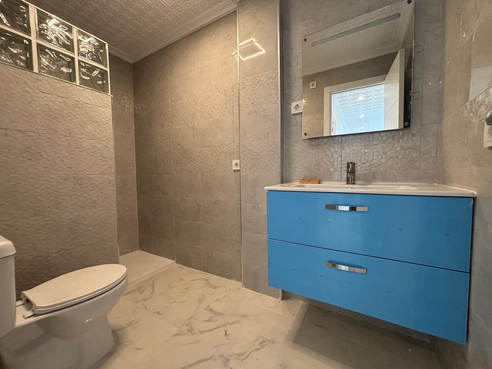 3 Bed, 3 Bath, ApartmentFor Sale, Torrevieja, Alicante