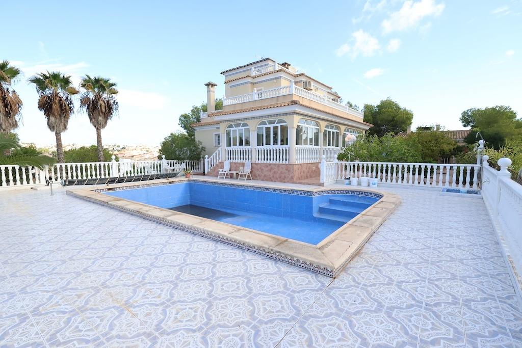 5 Bed, 4 Bath, HouseFor Sale, Orihuela Costa, Alicante