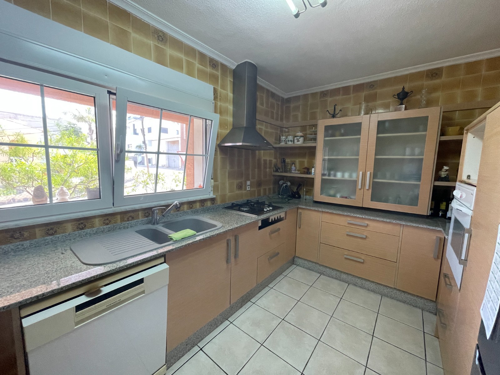 6 Bed, 2 Bath, HouseFor Sale, Benijofar, Alicante