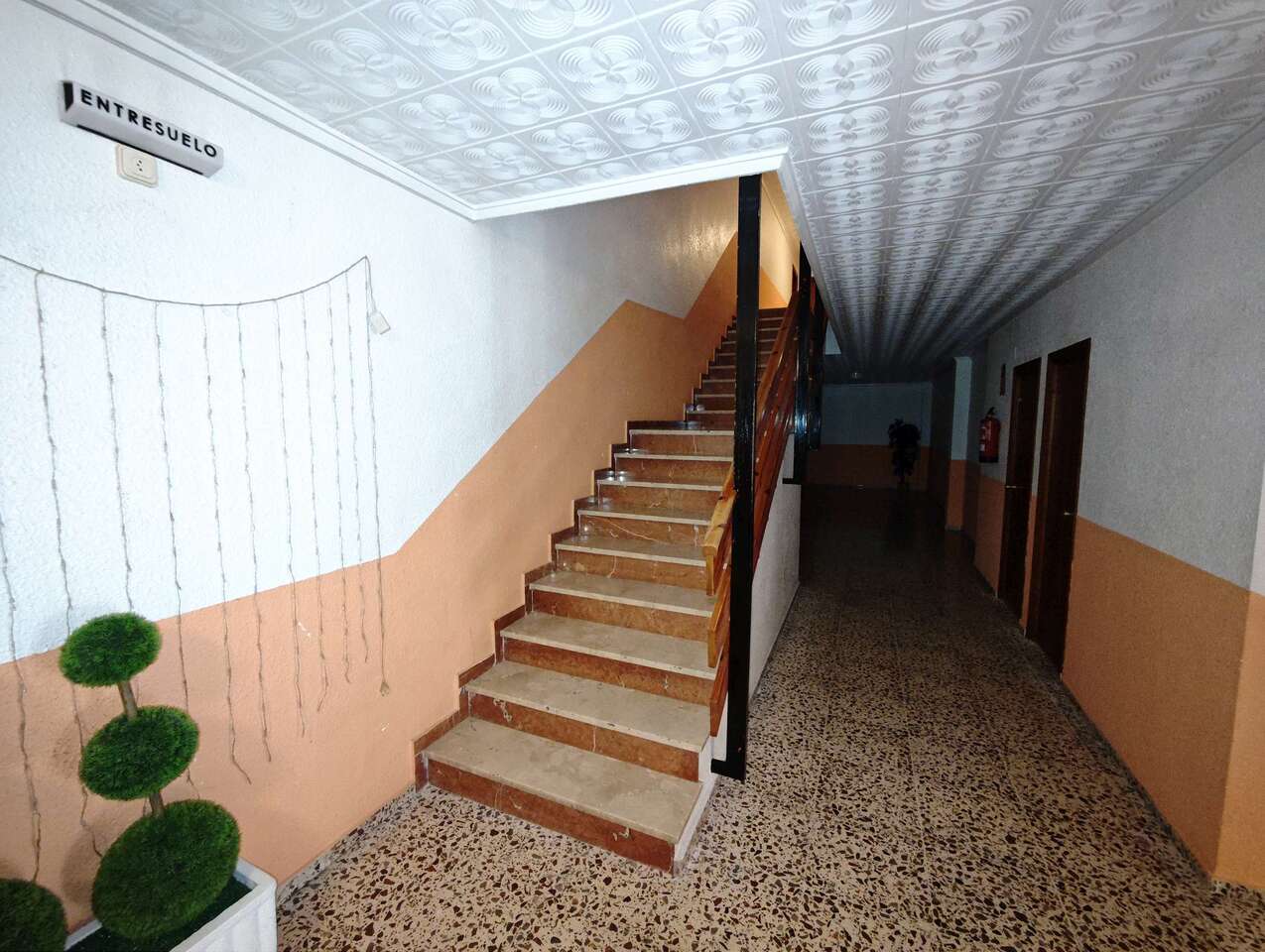 4 Bed, 2 Bath, ApartmentFor Sale, Salinas, Alicante